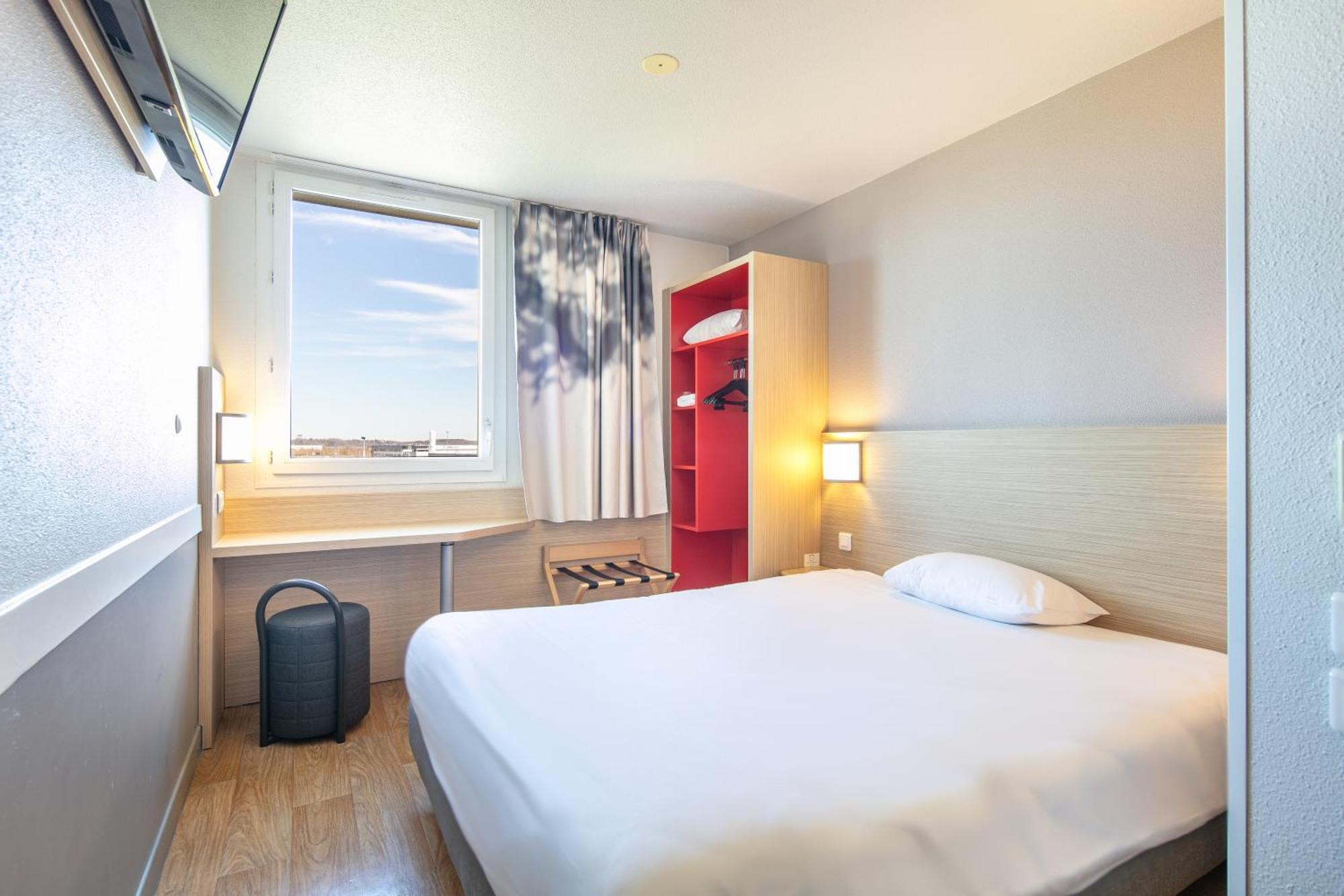 B&B Hotel Lyon Aeroport Saint-Quentin-Fallavier Εξωτερικό φωτογραφία